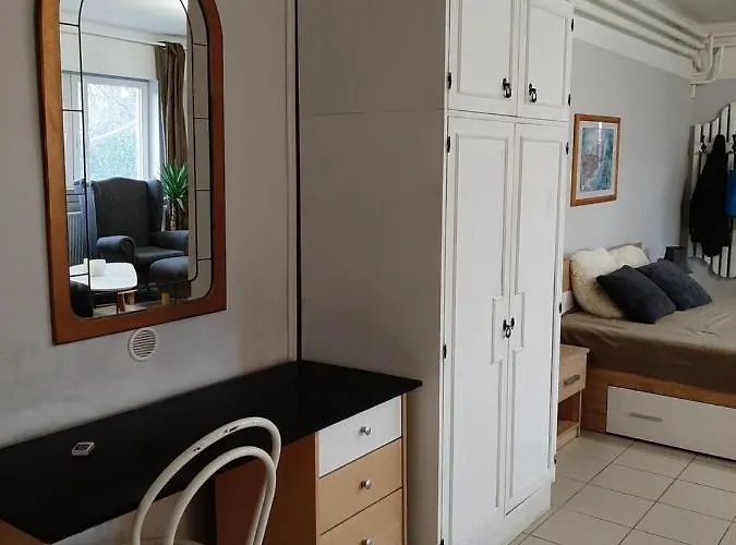 Sirokko Apartment *